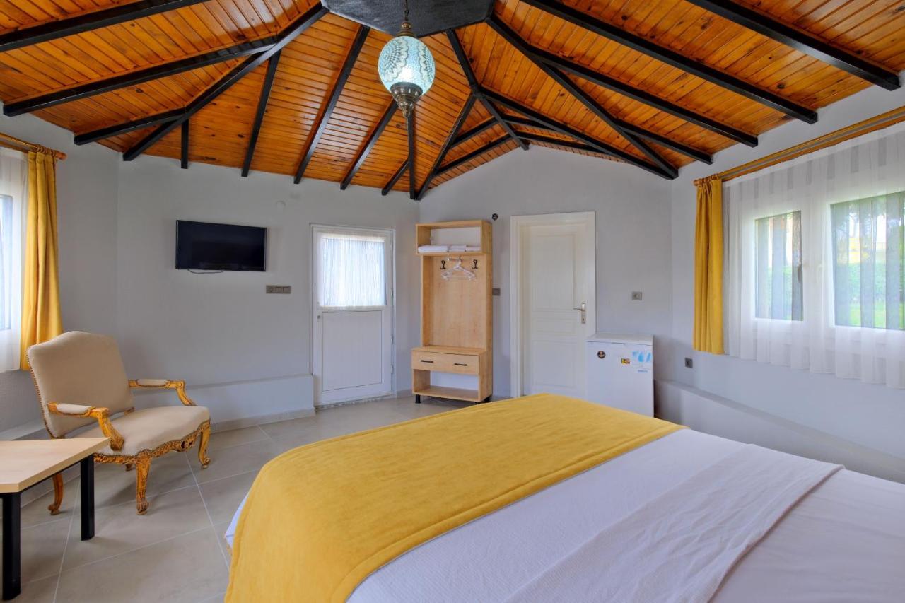 Gold Lion Apart Hotel Oludeniz Exterior photo
