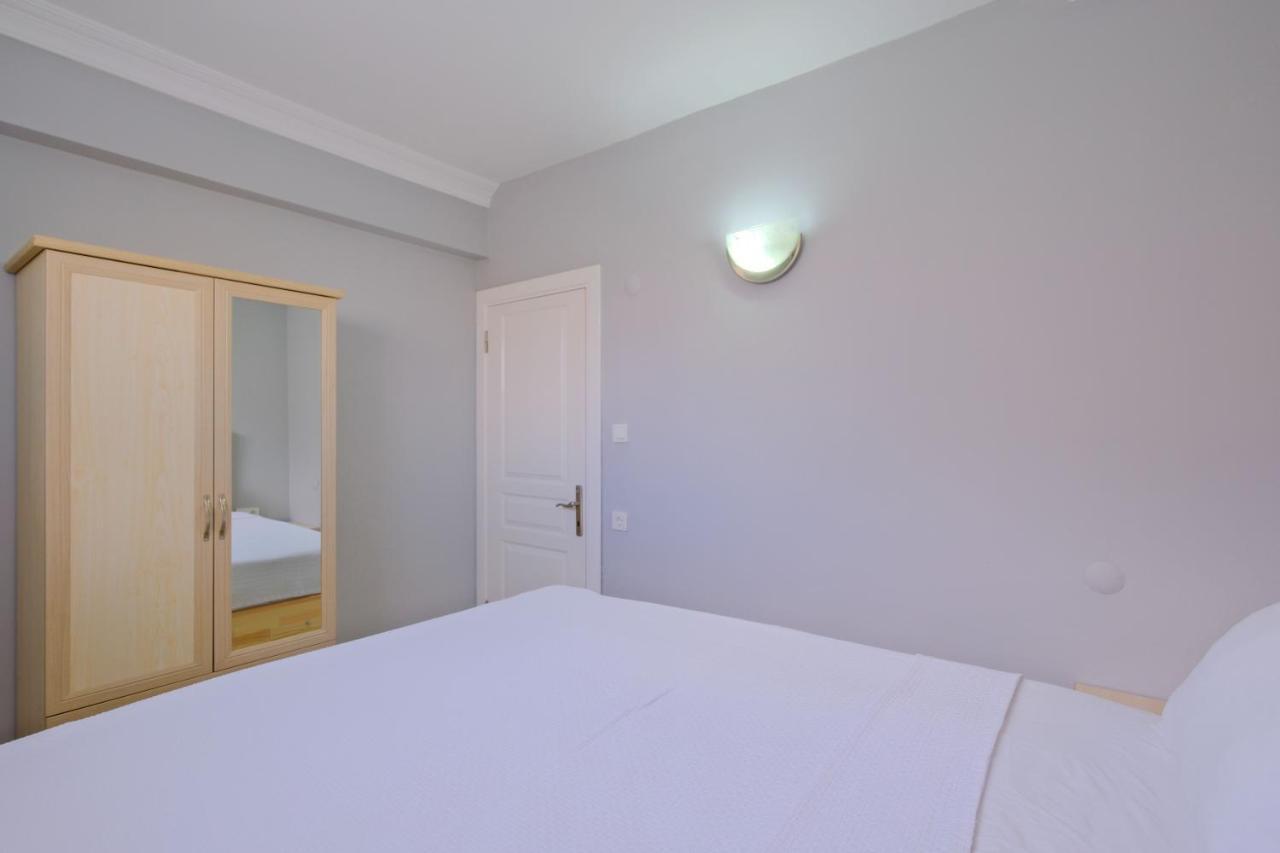 Gold Lion Apart Hotel Oludeniz Exterior photo